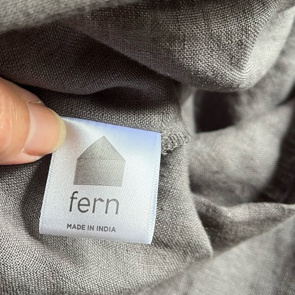 New FERN Set of 2 Charcoal Gray 100% Linen Pillow Covers, 20”x20” - Picture 3 of 13